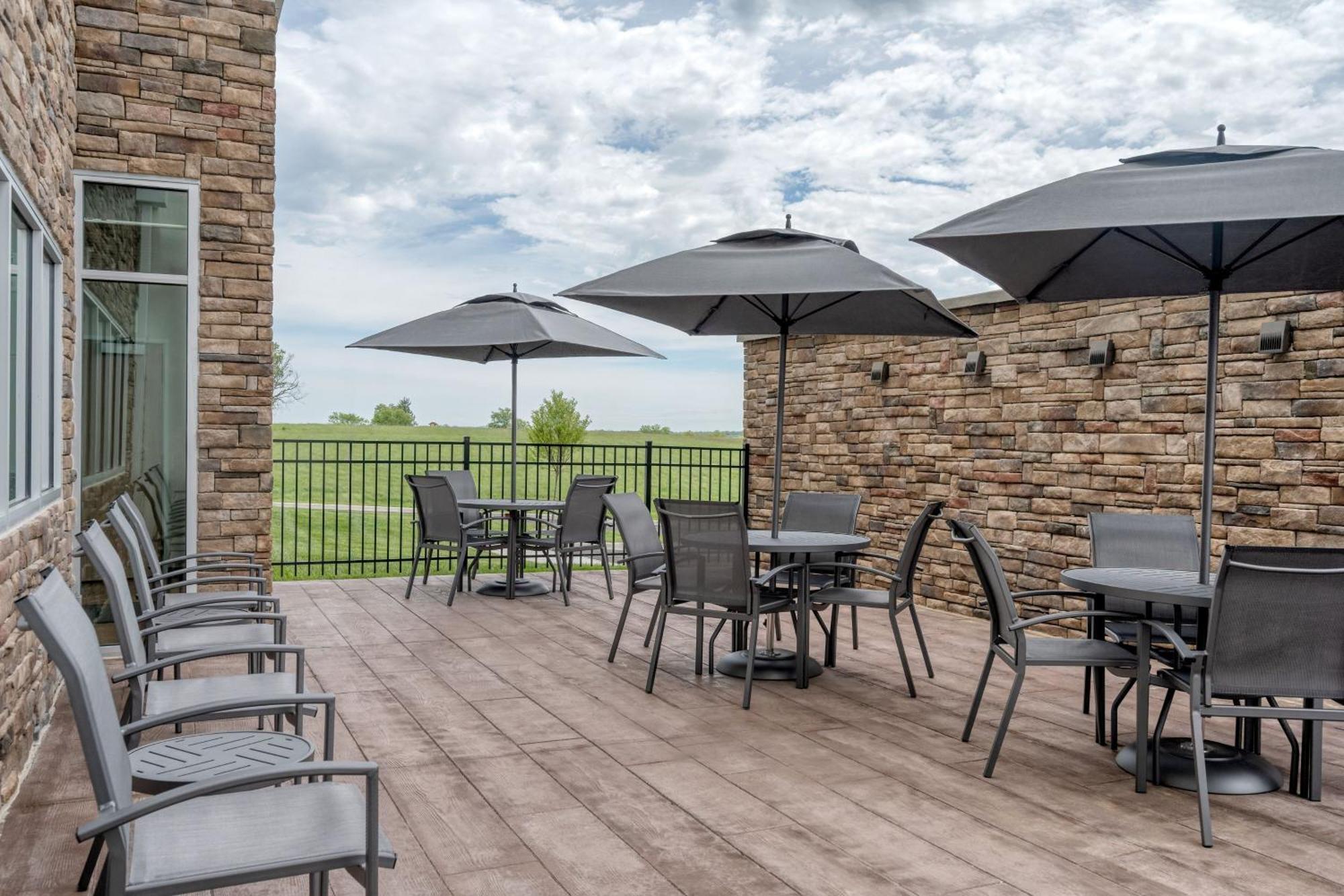 Fairfield By Marriott Inn & Suites Shelbyville Bagian luar foto