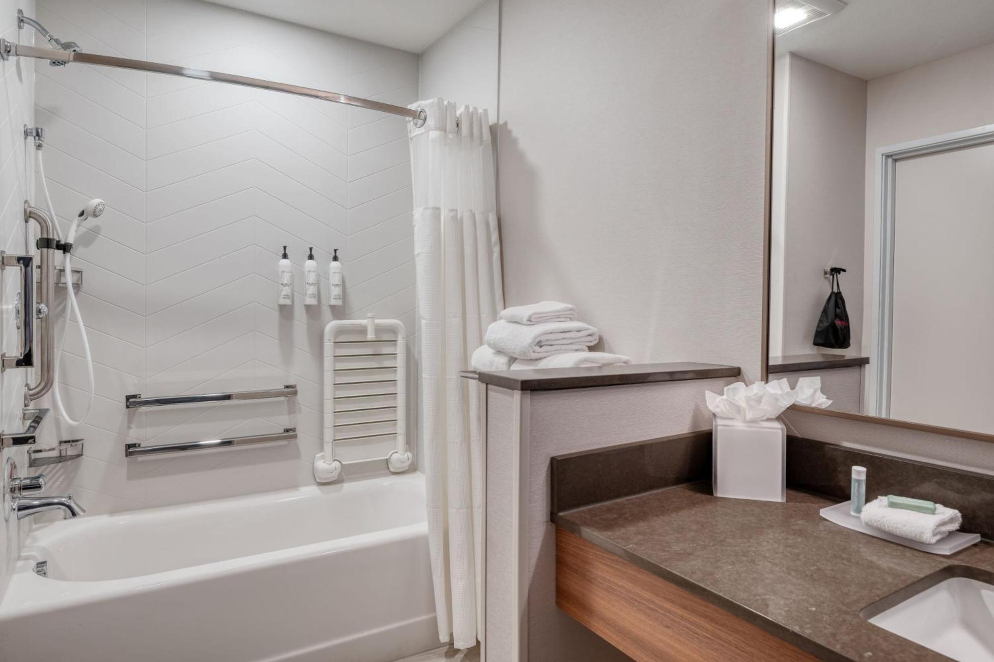 Fairfield By Marriott Inn & Suites Shelbyville Bagian luar foto